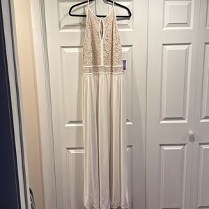 David’s Bridal Halter Lace Wedding Dress